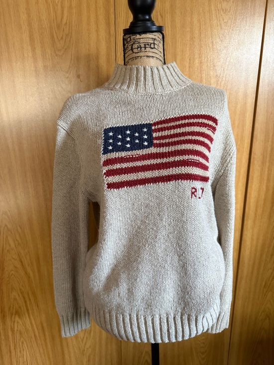 Ralph Lauren Sweaters - Ralph Lauren Cream Cable Knit Sweater with Navy Polo Label